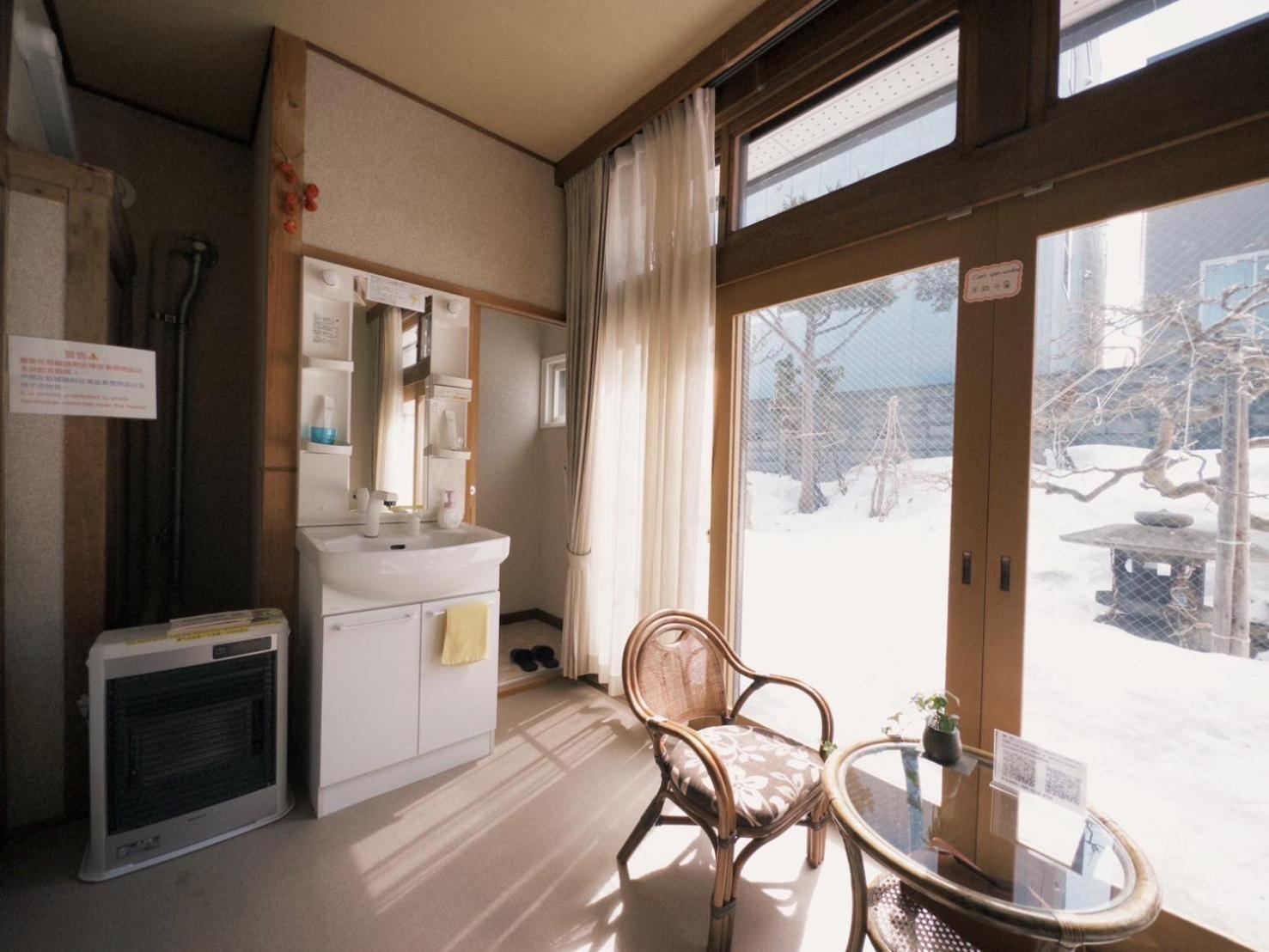 Otarunishikien Bed & Breakfast Exterior photo