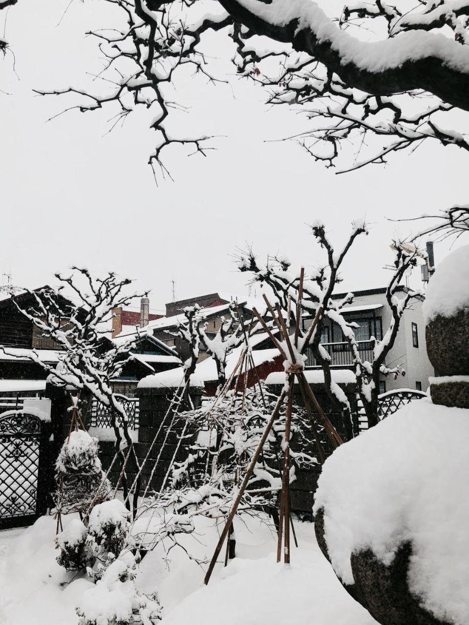 Otarunishikien Bed & Breakfast Exterior photo