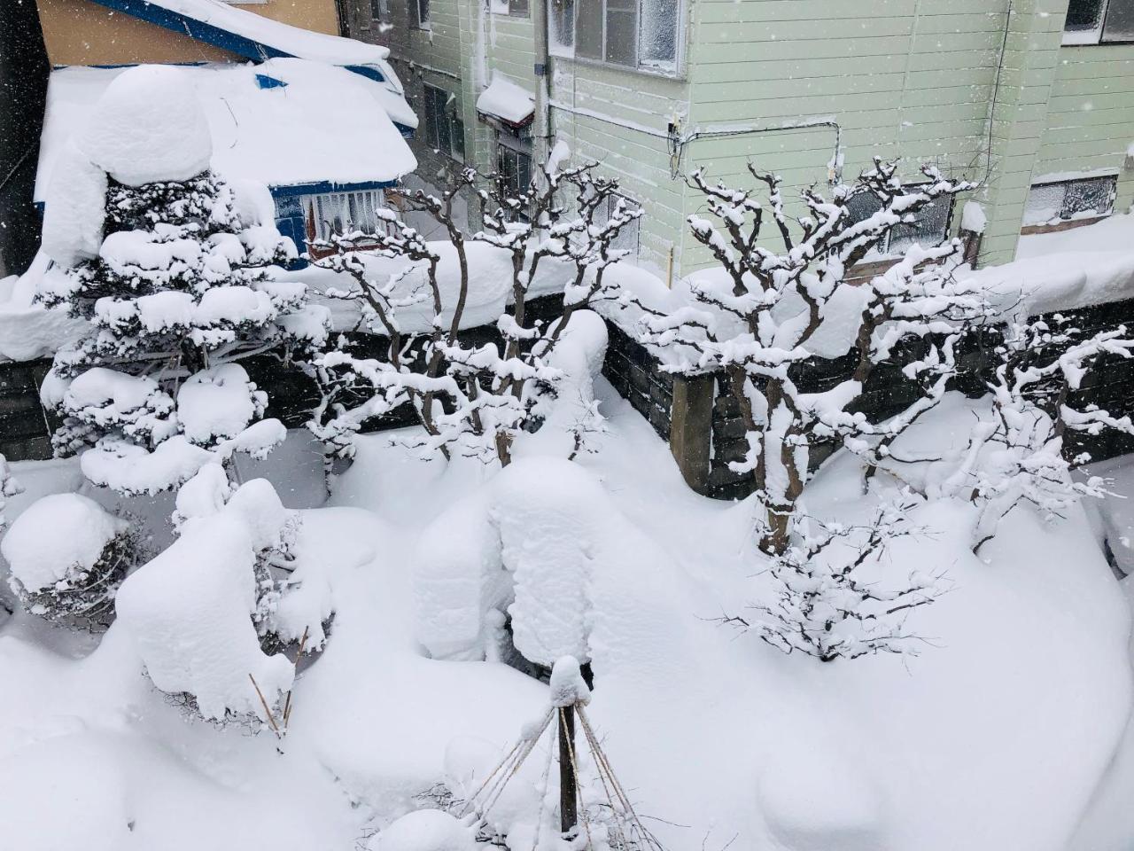 Otarunishikien Bed & Breakfast Exterior photo